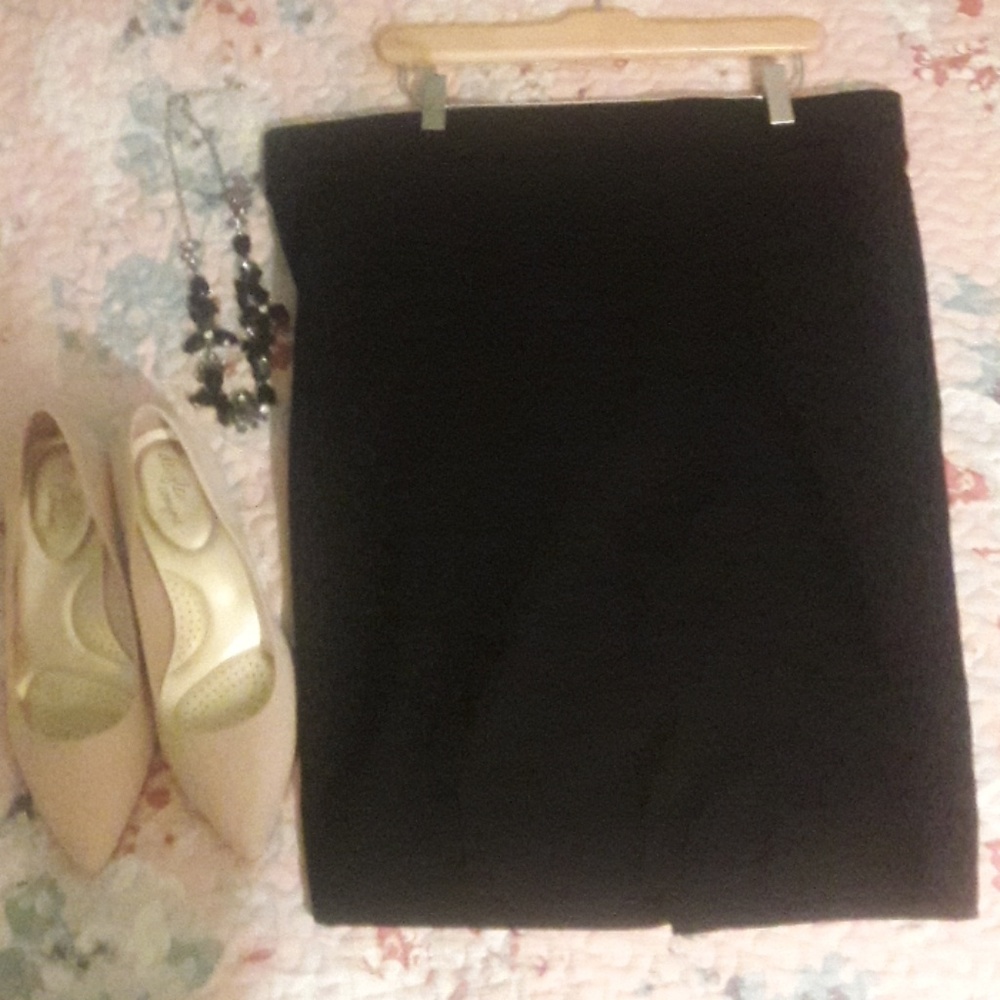 NWT Torrid pencil skirt